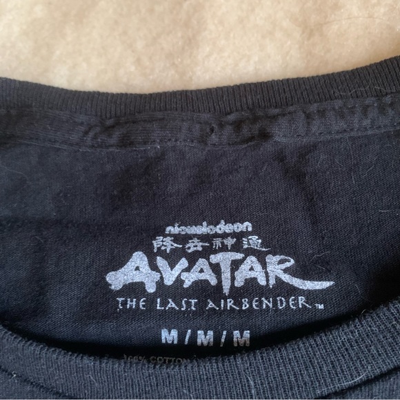 Avatar tee, medium. - Picture 2 of 4